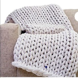 25 of grey Bearaby cotton Napper. Never used.